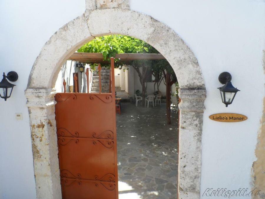 Liolio'S Manor Villa Agalianos Екстериор снимка