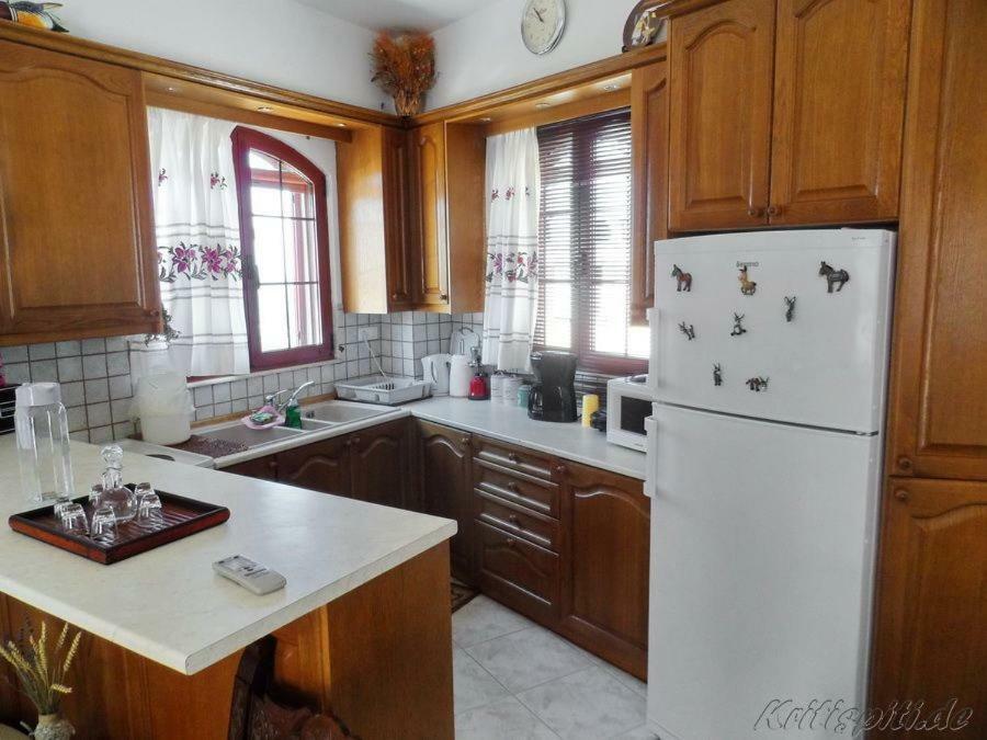 Liolio'S Manor Villa Agalianos Екстериор снимка